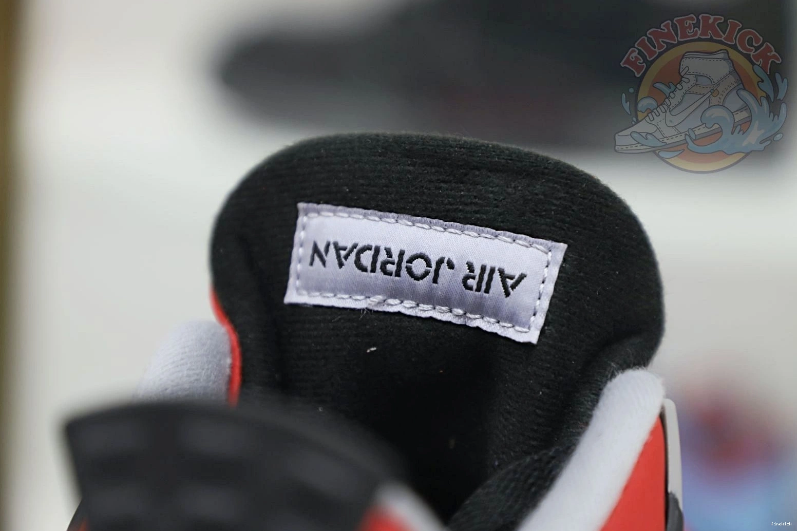 Jordan Air RetroToro Jordan4 Bravo 1202